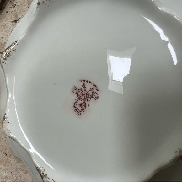 Old Abbey by Warwick 8” Round Covered Vegetable Bowl 1949 - Picture 6 of 8